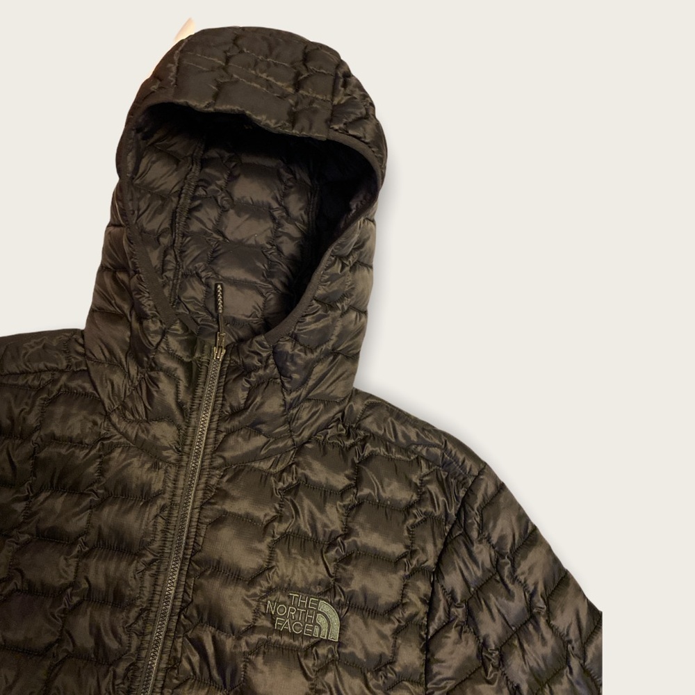 North Face  thermoball Jacket size Small